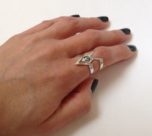 Sterling Root Chakra Ring- Grounding