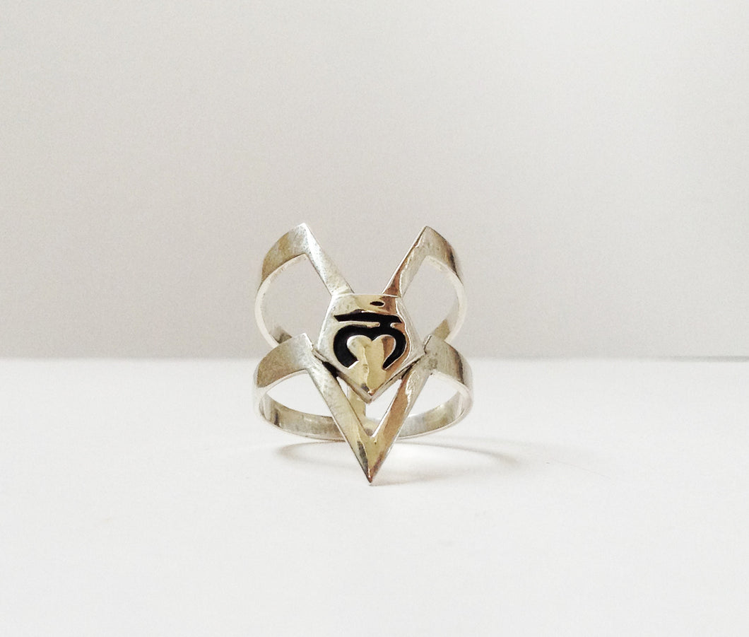 Sterling Root Chakra Ring- Grounding